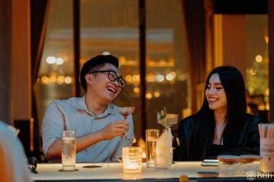 Bến Lakeside Cocktail Bar & Kitchen