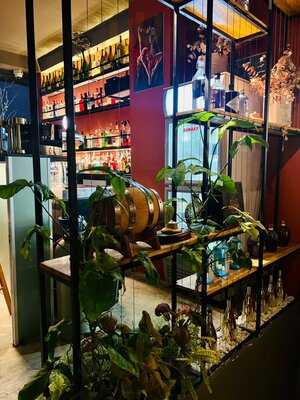 Saigon 118 Rooftop Bar