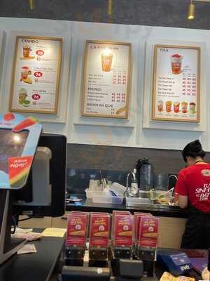 Highlands Coffee - Nguyễn Thị Định