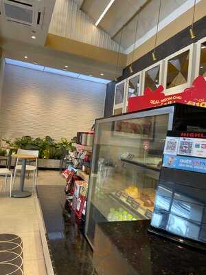 Highlands Coffee - Nguyễn Thị Định