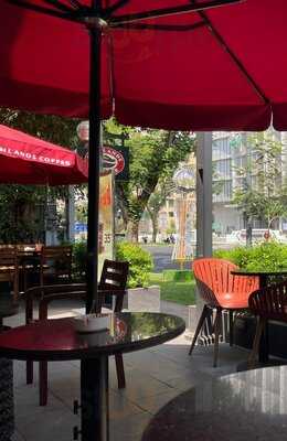 Highlands Coffee Lê Duẩn