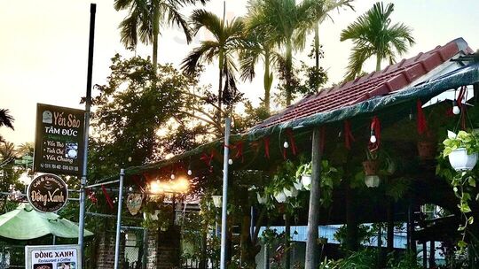 Đồng Xanh Restaurant & Coffee