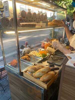 Banh Mi Mama - So 2 Nguyen Sieu