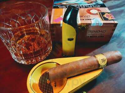 Bach Cigar Lounge