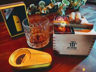 Bach Cigar Lounge