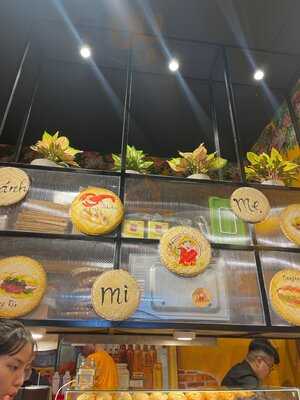 Bánh Mì Mẹ Ỉn