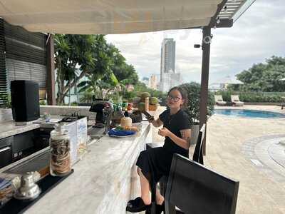 Gaia Pool Bar Melia Vinpearl Da Nang