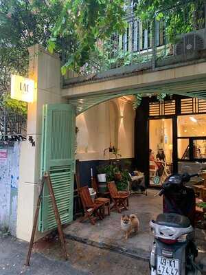 Lạc Cafe