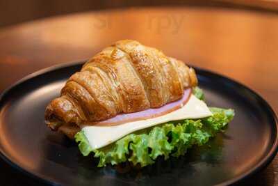 Song Anh Patisserie & Cafe