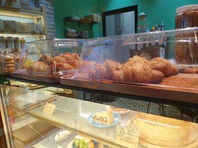 Song Anh Patisserie & Cafe