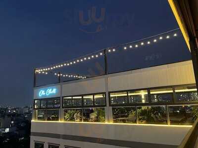 Ola Rooftop Café & Cuisine