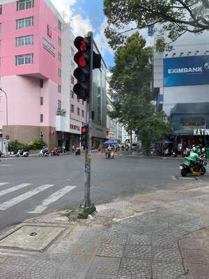 Katinat BÙi ThỊ XuÂn