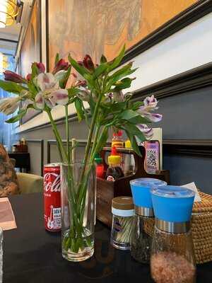 Epic Vietnamese Bistro - 에픽 베트남 비스트로