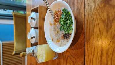 Cháo Nghêu O Hoèn