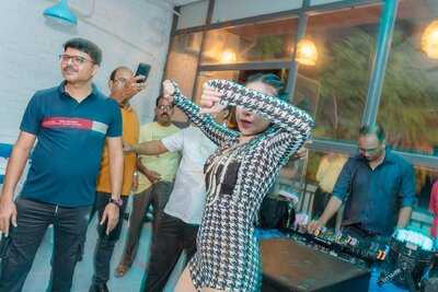 Indian Ganga Restaurant And Lounge