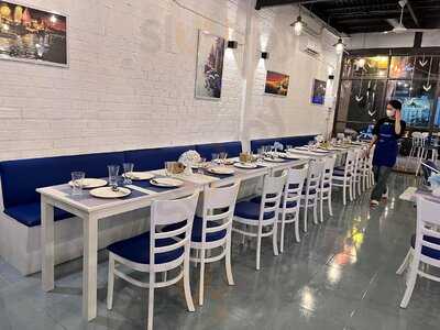 Indian Ganga Restaurant And Lounge