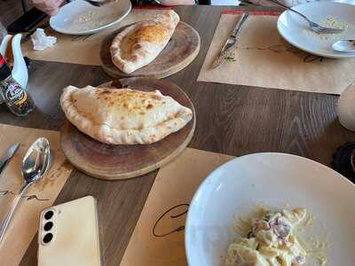 Cardi Pizzeria Võ Văn Kiệt