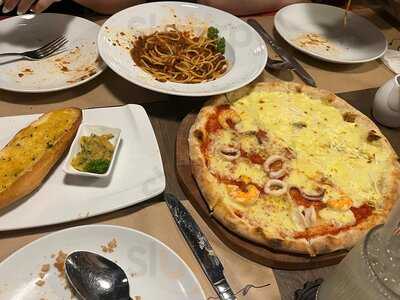 Cardi Pizzeria Võ Văn Kiệt