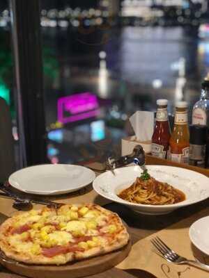 Cardi Pizzeria Võ Văn Kiệt