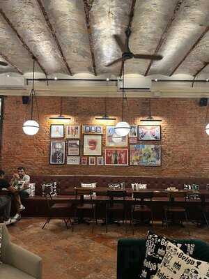 Belgo Belgian Craft Beer Brewery - Ton That Thiep