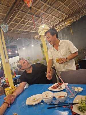 Happy House Restaurant