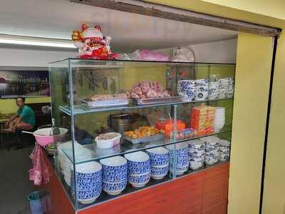 Bun Bo O Ha 136 Pho Quang