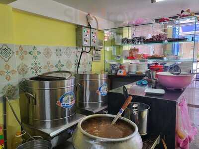 Bun Bo O Ha 136 Pho Quang