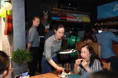 Wharekai Restaurant & Bar