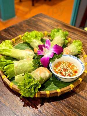 Bới Cơm Hoi An Restaurant & Cafe