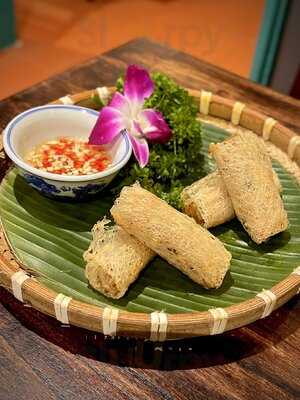 Bới Cơm Hoi An Restaurant & Cafe