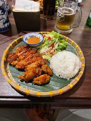 Bới Cơm Hoi An Restaurant & Cafe