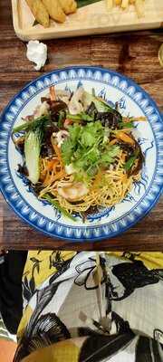 Bới Cơm Hoi An Restaurant & Cafe