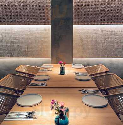 Ola Hale - Restaurant & Bar