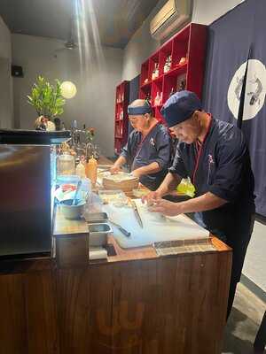 Hiên Sushi Bar