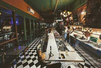 Firebirds - Cocktail & More