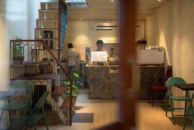 Little Cam Saigon (vo Van Tan)