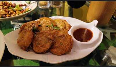 Mr. India Restaurant & Bar