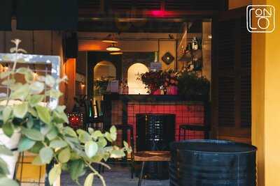 Con Cò - Vietnamese Bites & Cocktails Bar