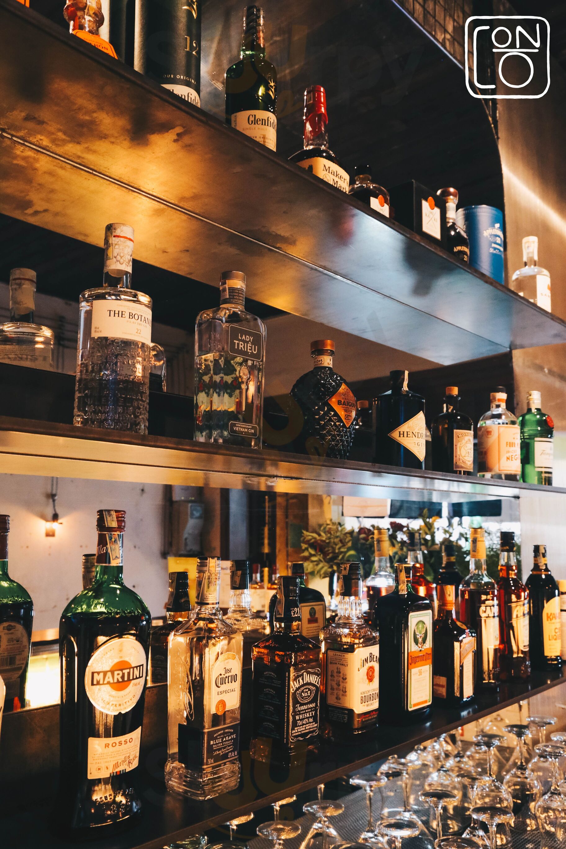 Con Cò - Vietnamese Bites & Cocktails Bar