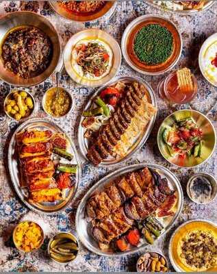 Maxim Nhà Hàng Halal