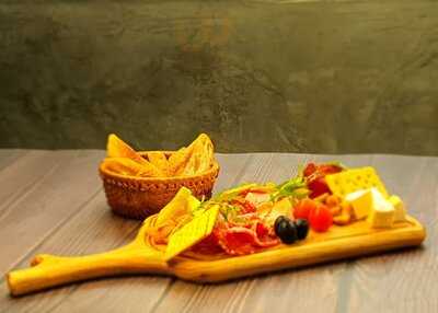 Shangri-la Thảo Điền