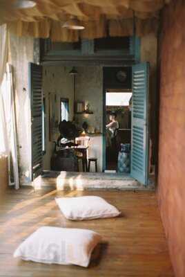 Người Tám Chuyện House