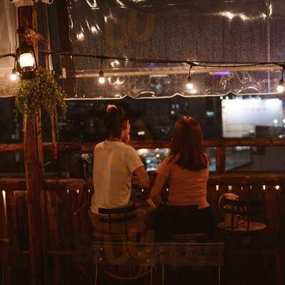 Ráng Chiều Rooftop