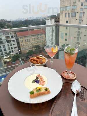 Bar Dinh Rooftop Lounge