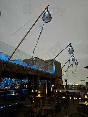 Bar Dinh Rooftop Lounge
