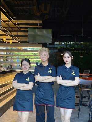 V Pub And Restaurant