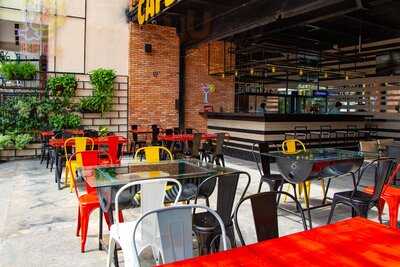 V Pub And Restaurant