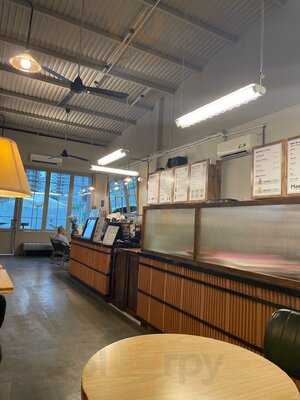 Meet Banh Mi & Coffee