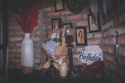 Cinebar Cocktail & Wine