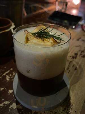 Cinebar Cocktail & Wine